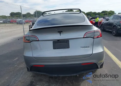 2025 Tesla Model Y Long Range Dual Motor All-Wheel Drive из США, поврежденный, VIN 7SAYGDEE7SA339224